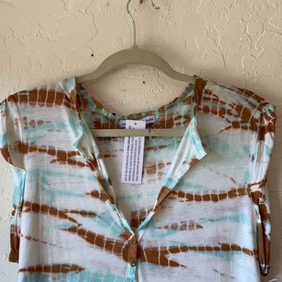 🌊 NEW ‼️ YOUNG FABULOUS & BROKE TYE/DYE BEACH TOP - Picture 3 of 13